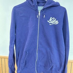 Nike zip up sweatshirt, L, heavy, soft, pockets